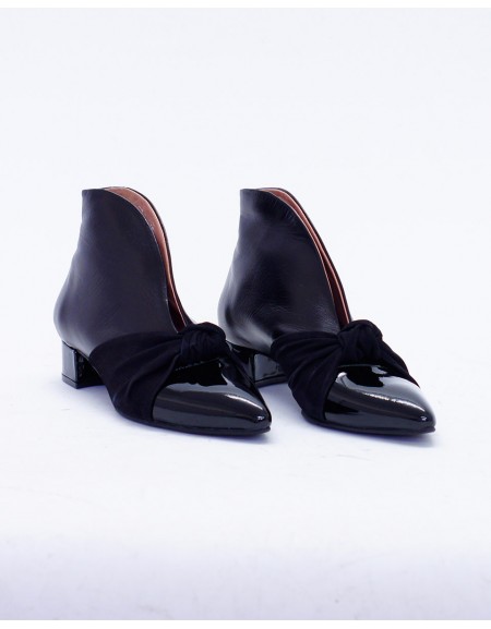 Vavoulas Flat Shoes
