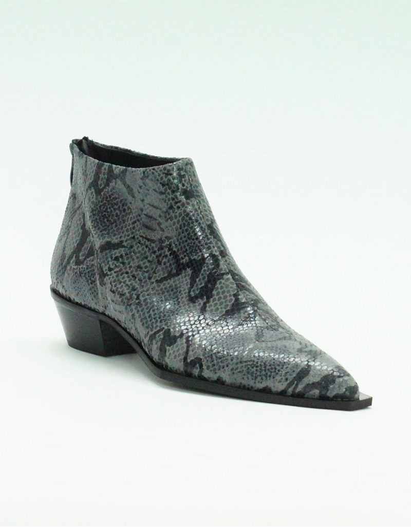 Vavoulas Ankle Boots