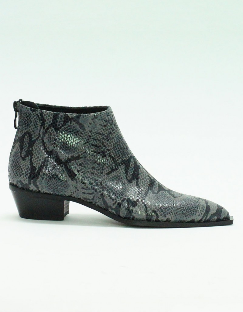 Vavoulas Ankle Boots
