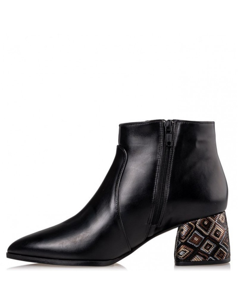 Envie Ankle Boots