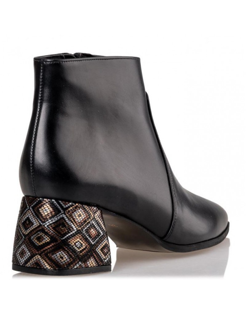 Envie Ankle Boots